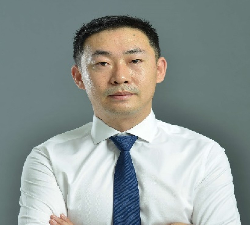 艾钧 讲师头像