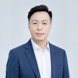 丁前程_品牌IP全域孵化与商业化专家