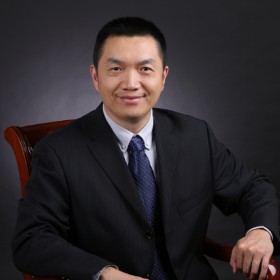 刘长_AI战略决策与增长专家
