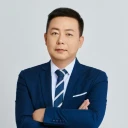 李一弘