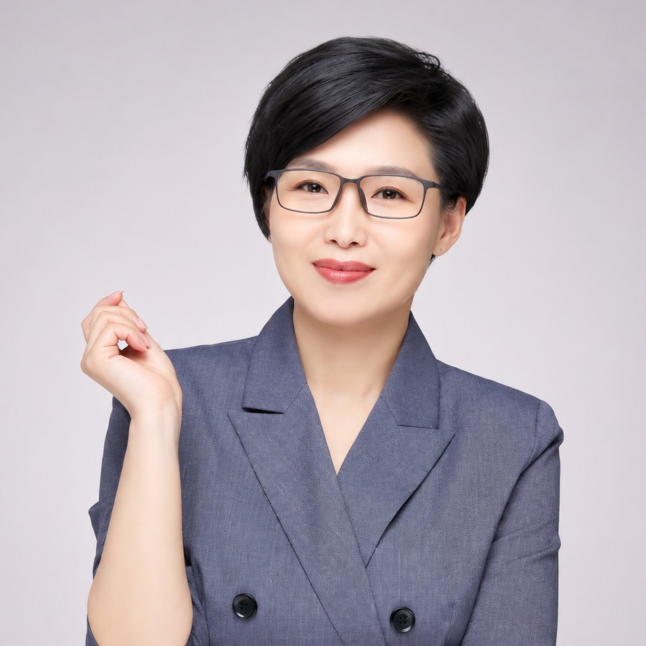 鲁洁_中层管理与领导力专家