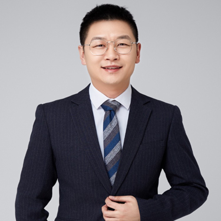 王峰_AI产品创新与研发管理实战专家
