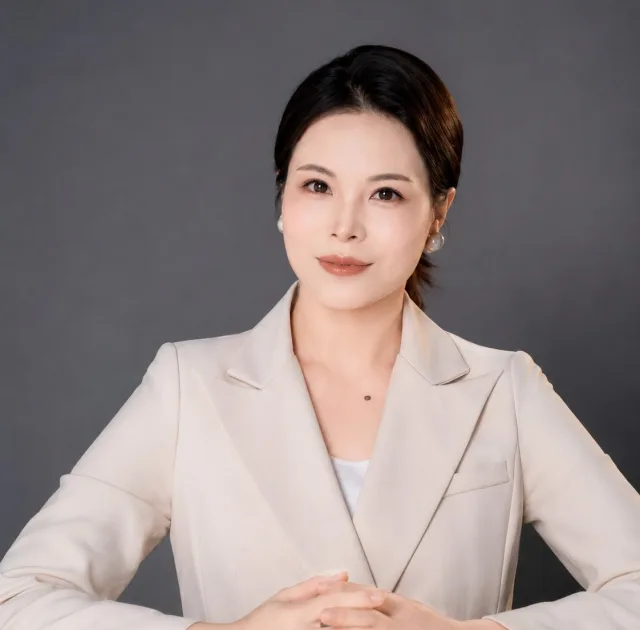 付曼田_服务礼仪与效能专家