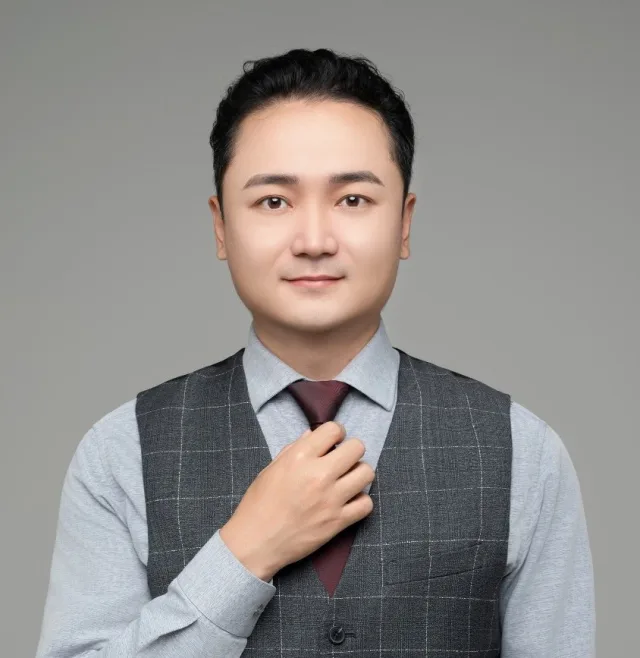 张凯_AI应用与职场效能提升专家