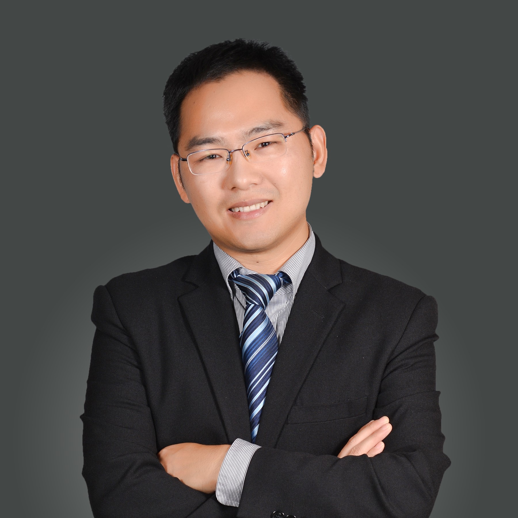 魏君峰_企业法律顾问专家