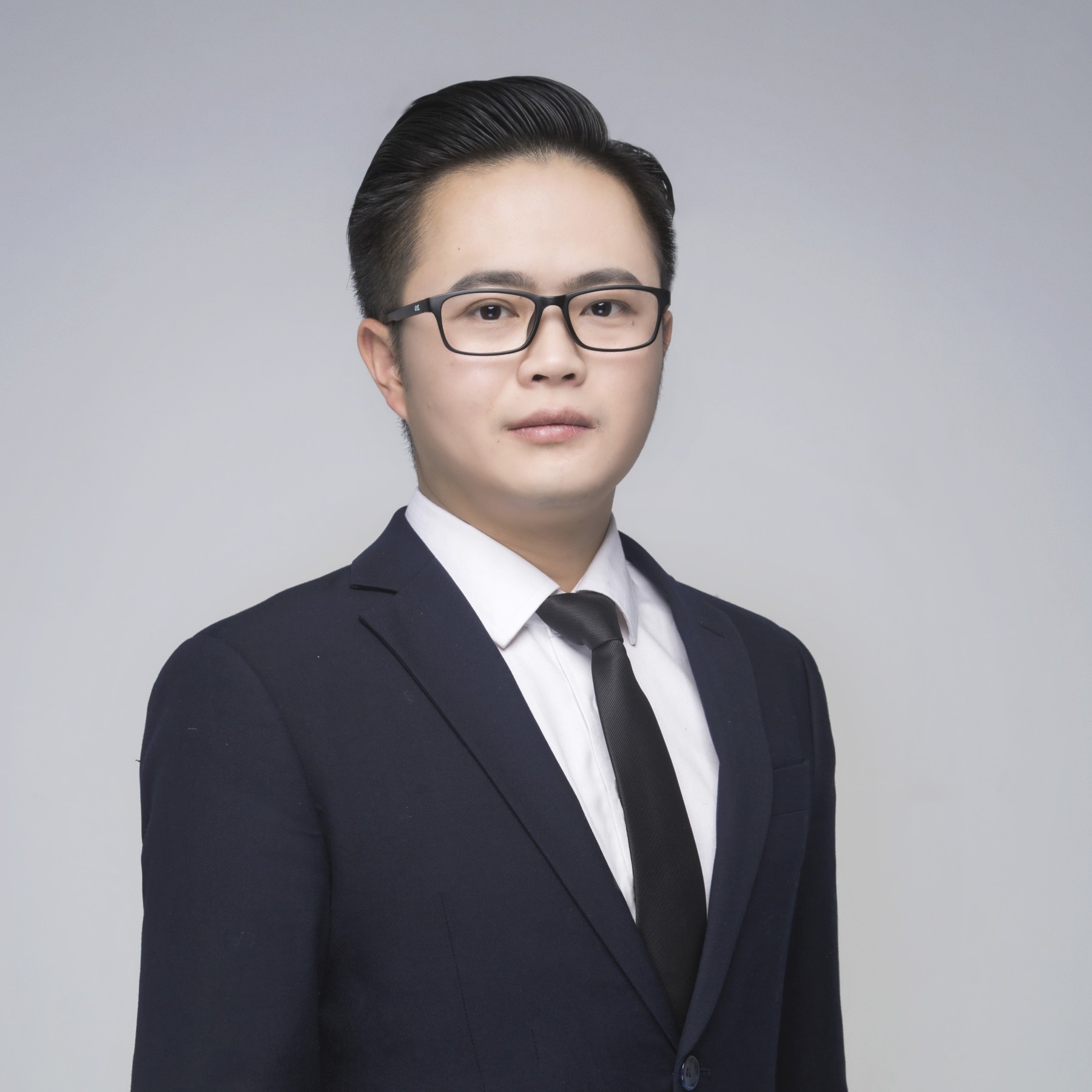 吴章华_团队激励与财富管理专家