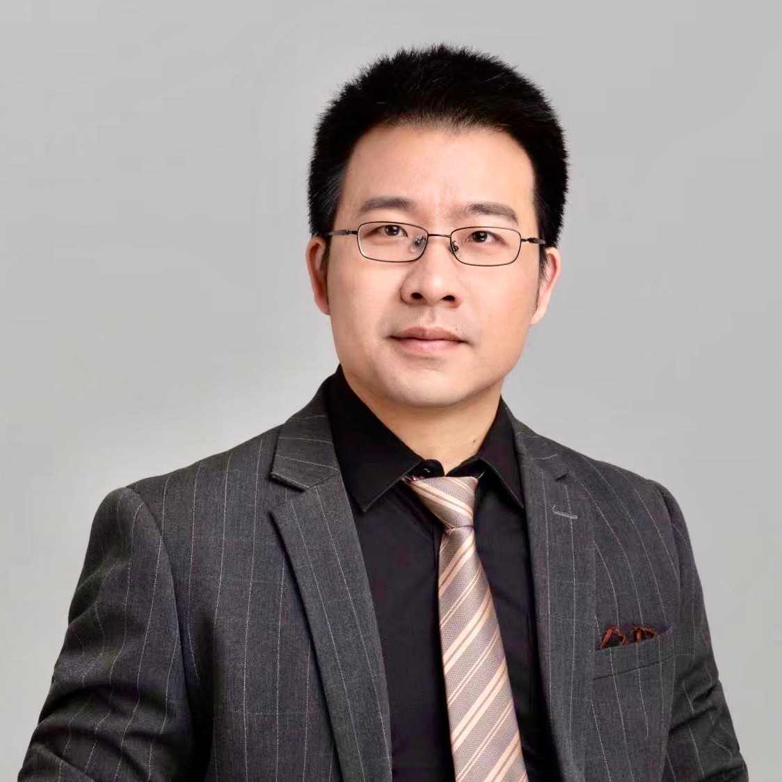 肖小峰 讲师头像