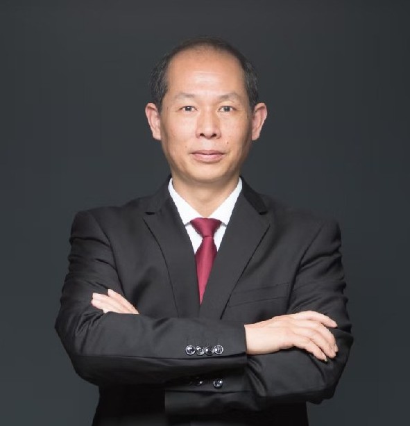于新东 讲师头像
